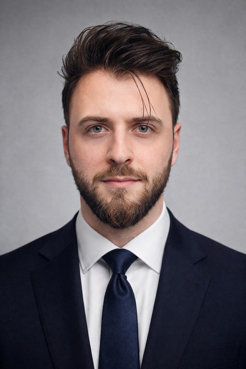 Dr. Ervin Dyrmishi - Mjek ORL - Specialist për sëmundjet e veshëve, hundës, kokës dhe qafës